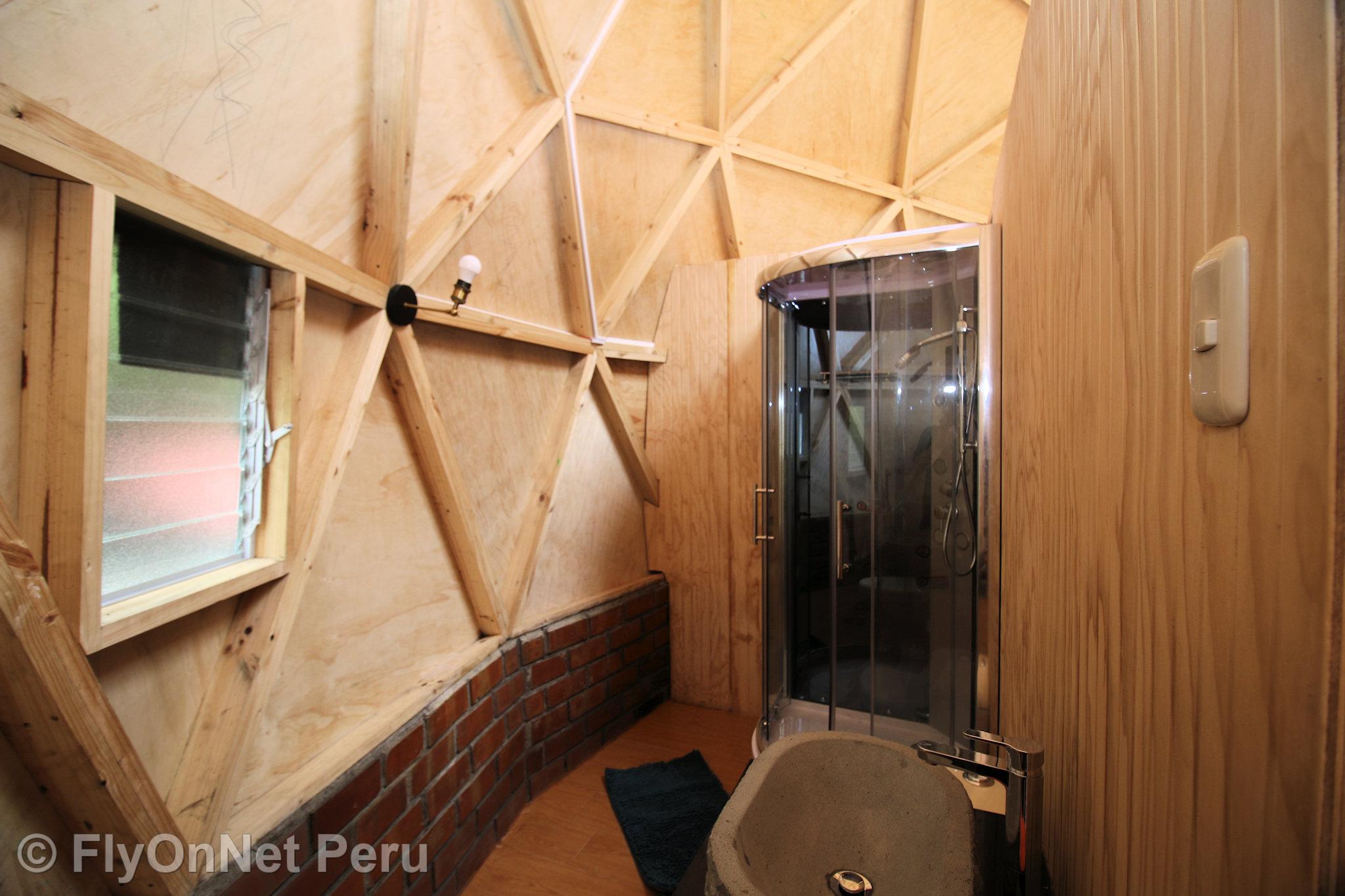 Photo Album: Domes bathroom